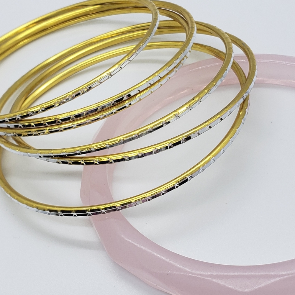 Avon Faceted Bangle Set Pink
